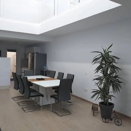 Villa Luxury With Jacuzzi In The Heart Of Lanza